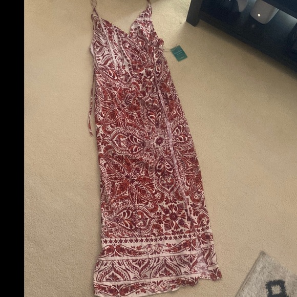 Forever 21 Dresses & Skirts - Red and white dress